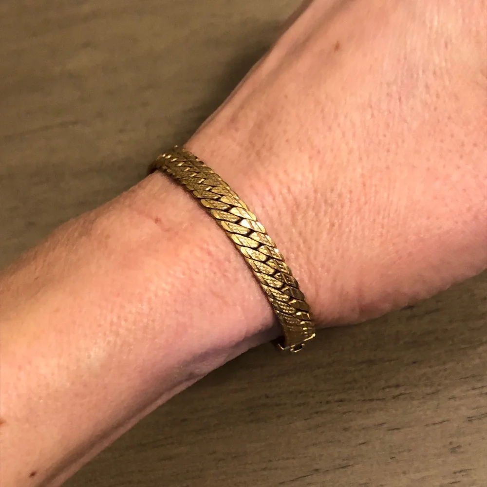 Vintage Gold Tone Bracelet
